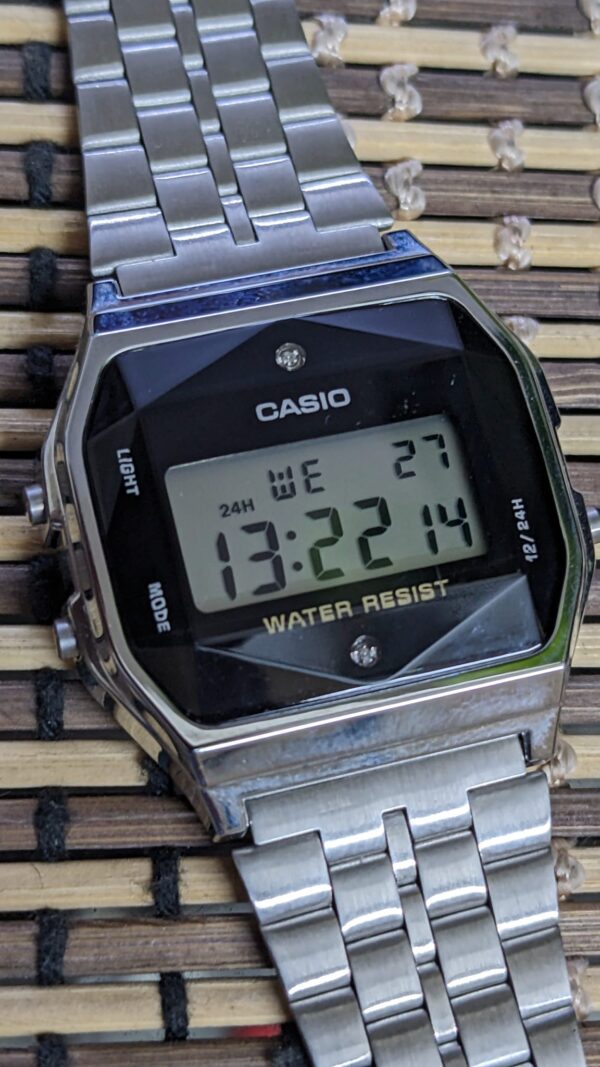 Casio 593 A159W Model Men’s Wrist Watch with 2 stones