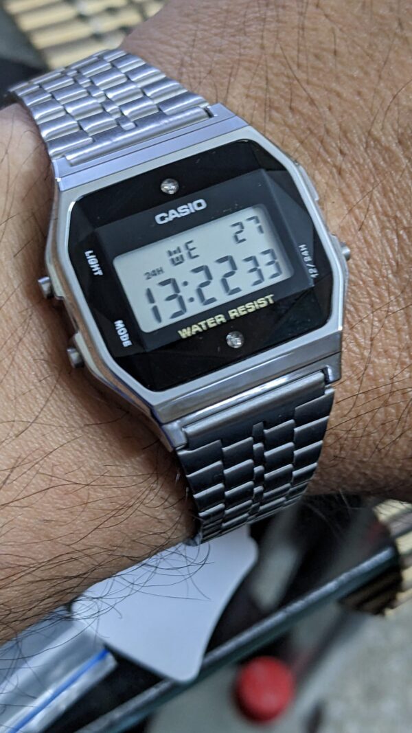 Casio 593 A159W Model Men’s Wrist Watch with 2 stones